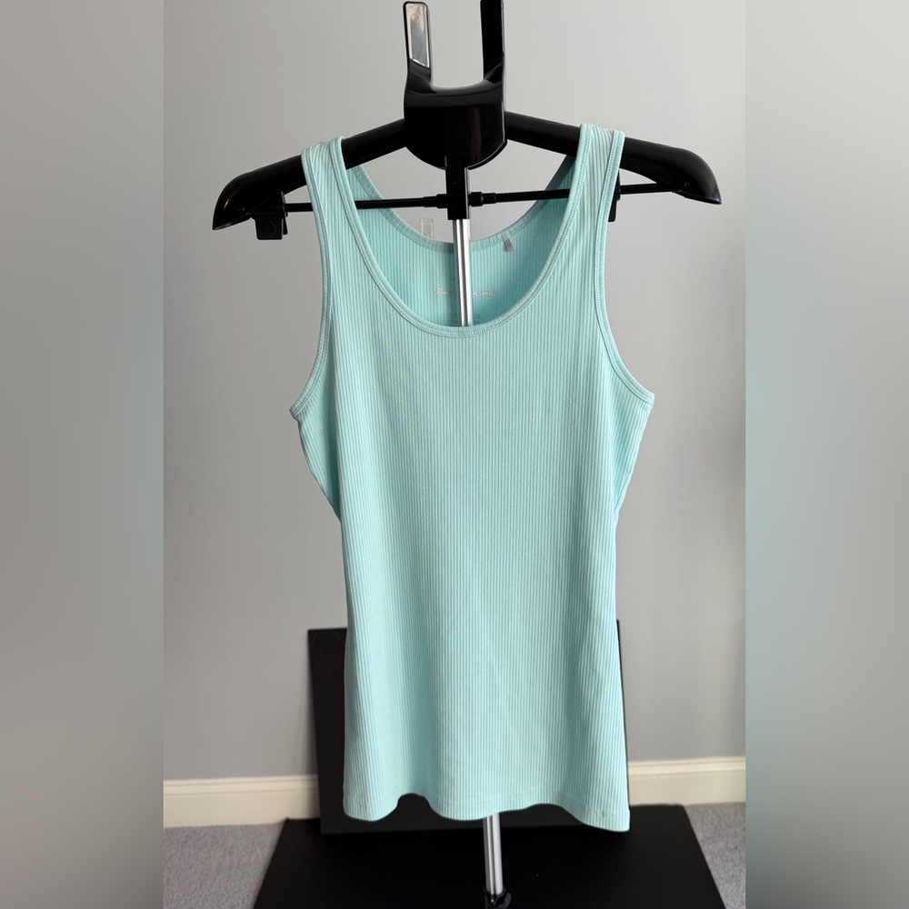 Tommy Bahama seaglass blue ribbed scoop neck tank size medium EUC